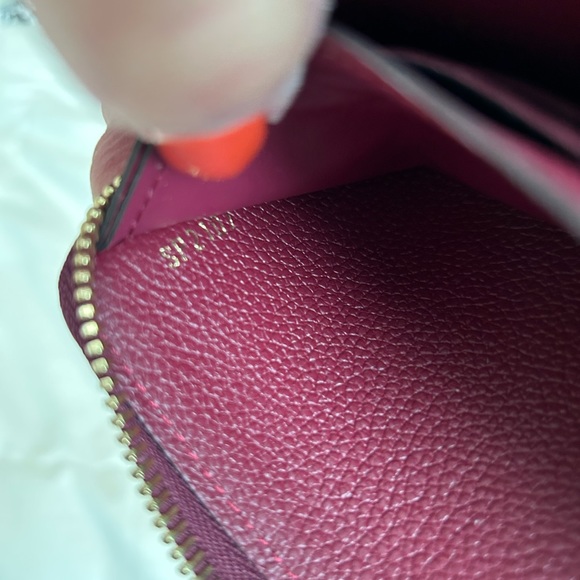 LV clémence wallet serial number SP2107 - Picture 4 of 8